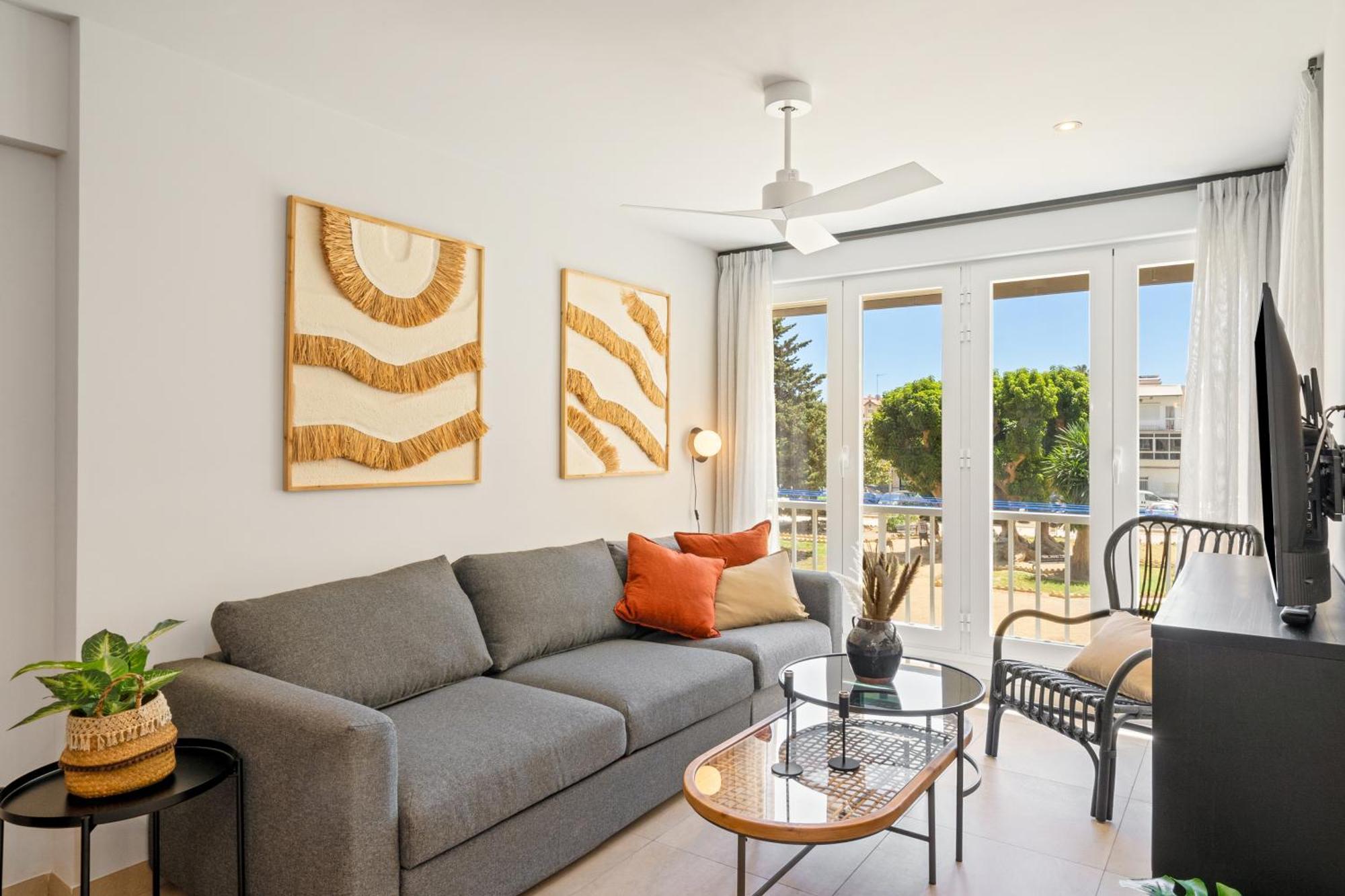 Nuevo Piso Centro Torre Del Mar Apartment Екстериор снимка